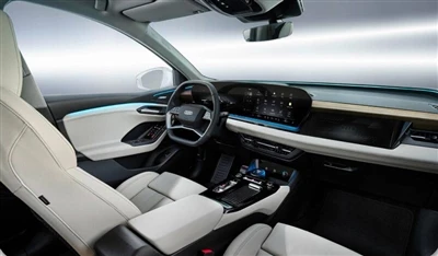 Salon automobile de Munich 2023 : l'Audi Q6 E-tron dévoile son design intérieur