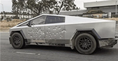 Musk : le Cybertruck ne peut résister qu’aux balles subsoniques.