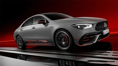 Intérieur et extérieur de la Mercedes-Benz AMG CLA45S 2024